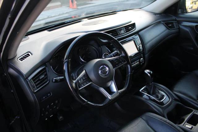2017 Nissan Rogue SL