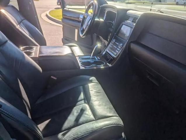 2016 Lincoln Navigator L Select