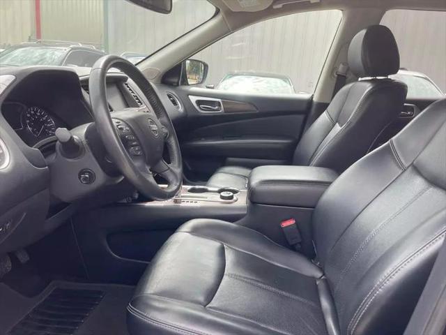 2017 Nissan Pathfinder Platinum