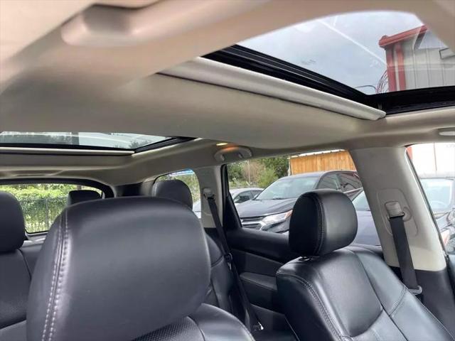 2017 Nissan Pathfinder Platinum