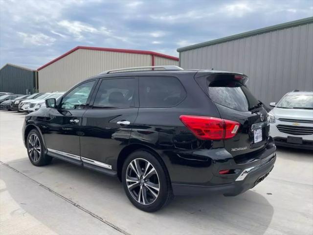 2017 Nissan Pathfinder Platinum