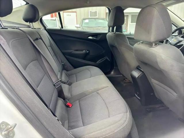 2017 Chevrolet Cruze LT Auto