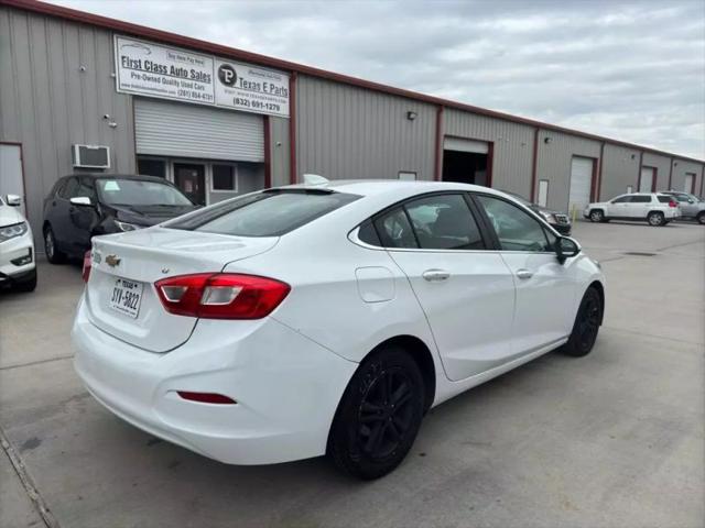 2017 Chevrolet Cruze LT Auto