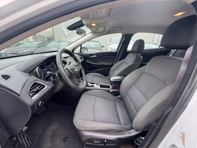 2017 Chevrolet Cruze LT Auto