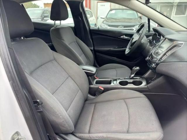 2017 Chevrolet Cruze LT Auto