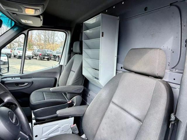 2019 Freightliner Sprinter High Roof w/144 WB Van 3D