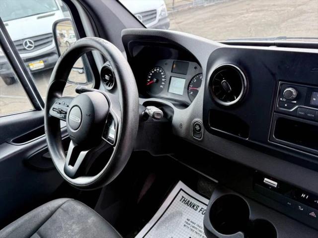 2019 Freightliner Sprinter High Roof w/144 WB Van 3D