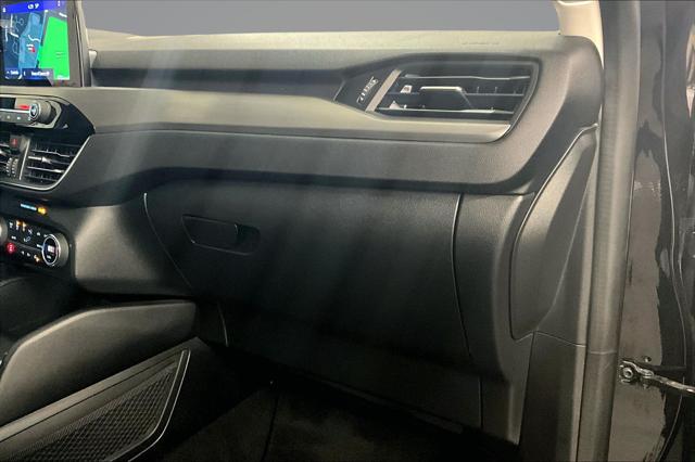 2021 Ford Escape Titanium Hybrid