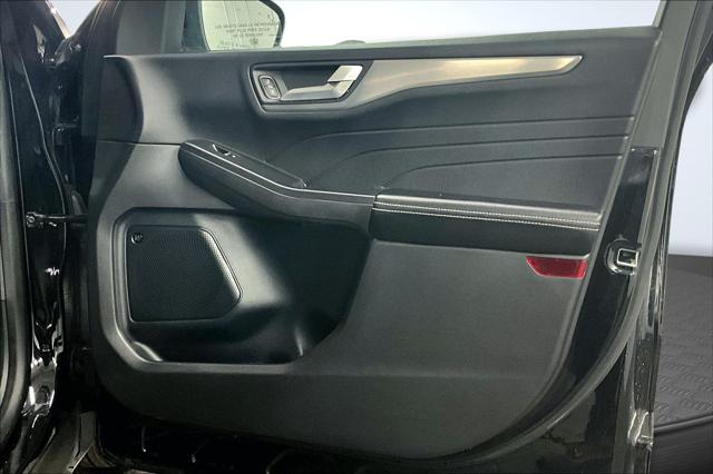 2021 Ford Escape Titanium Hybrid