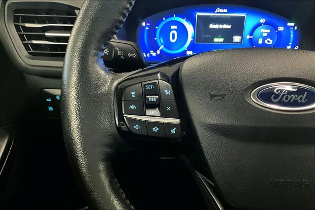 2021 Ford Escape Titanium Hybrid
