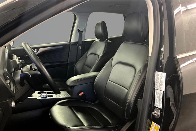 2021 Ford Escape Titanium Hybrid