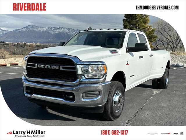 2019 RAM 3500 Tradesman Crew Cab 4x4 8 Box