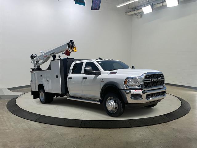 2024 RAM Ram 5500 Chassis Cab RAM 5500 TRADESMAN CHASSIS CREW CAB 4X4 84 CA