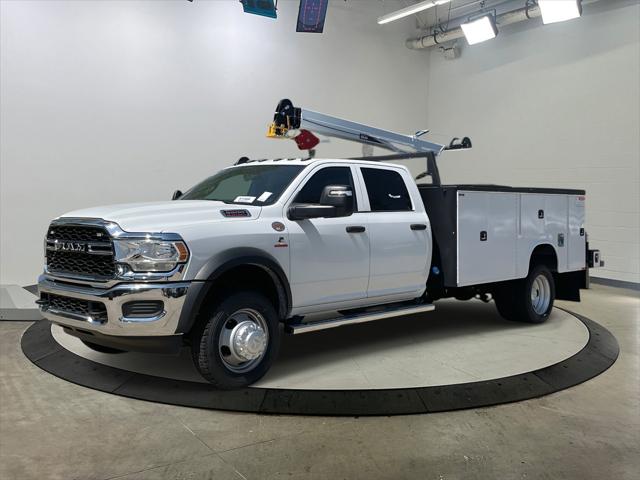 2024 RAM Ram 5500 Chassis Cab RAM 5500 TRADESMAN CHASSIS CREW CAB 4X4 84 CA