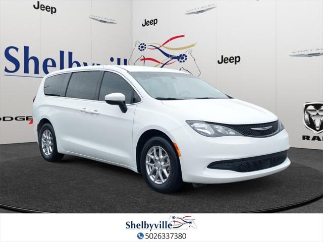 2022 Chrysler Voyager LX