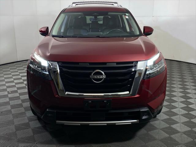 2023 Nissan Pathfinder SL 4WD