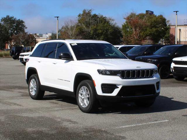 2025 Jeep Grand Cherokee GRAND CHEROKEE LAREDO X 4X2