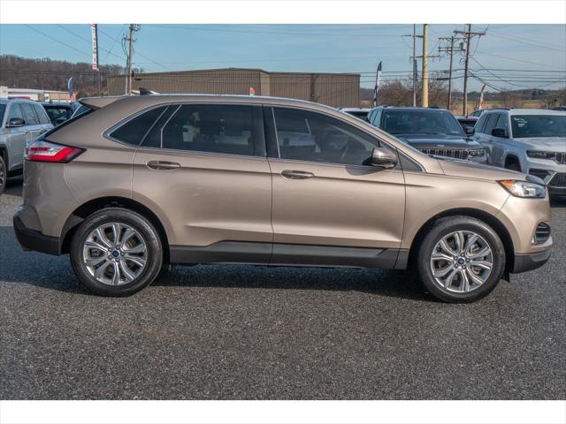 2021 Ford Edge Titanium