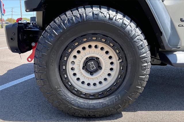 Used 2020 Jeep Gladiator For Sale in Millington, TN