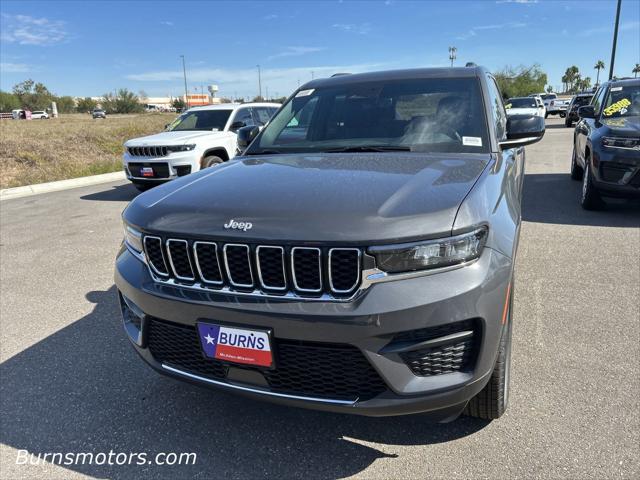 2025 Jeep Grand Cherokee GRAND CHEROKEE LAREDO X 4X2