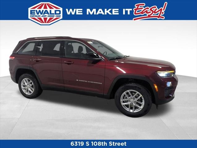2025 Jeep Grand Cherokee GRAND CHEROKEE LAREDO X 4X4