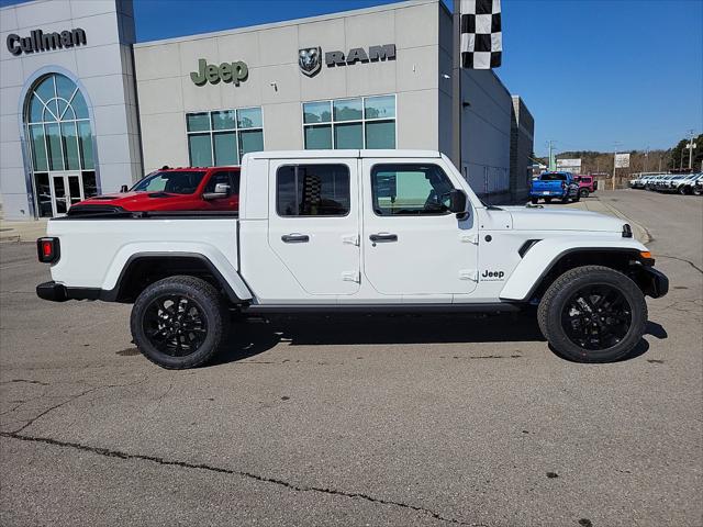 2025 Jeep Gladiator GLADIATOR NIGHTHAWK 4X4