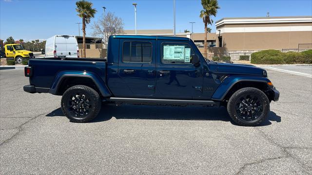 2025 Jeep Gladiator GLADIATOR NIGHTHAWK 4X4