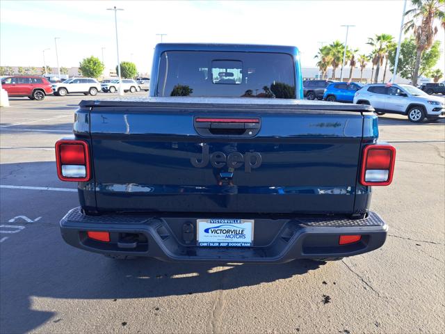 2025 Jeep Gladiator GLADIATOR NIGHTHAWK 4X4
