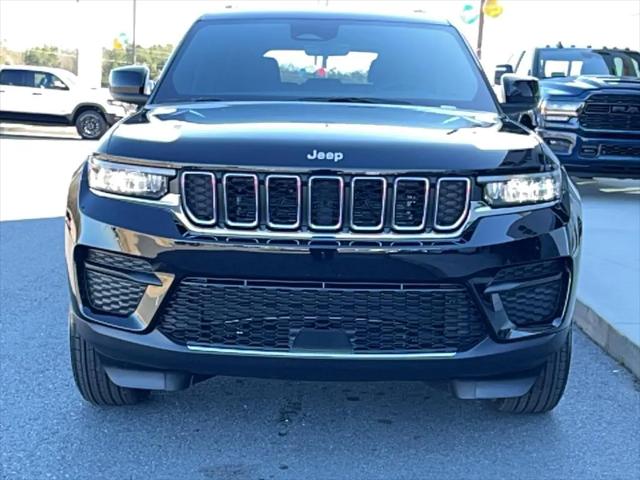 2025 Jeep Grand Cherokee GRAND CHEROKEE LAREDO X 4X2