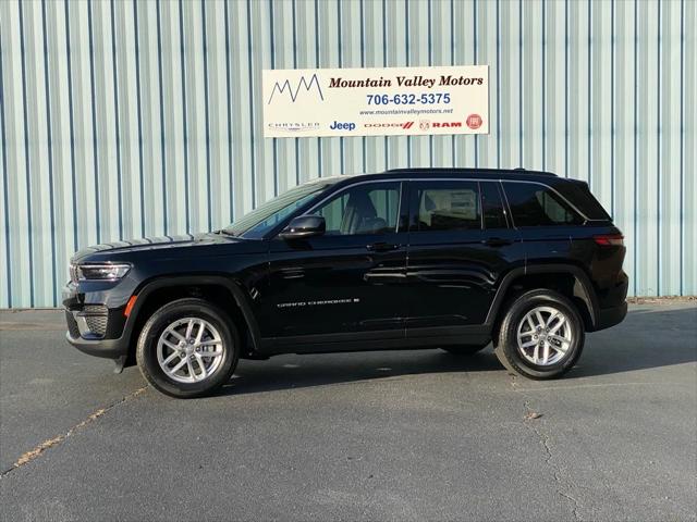 2025 Jeep Grand Cherokee GRAND CHEROKEE LAREDO X 4X4