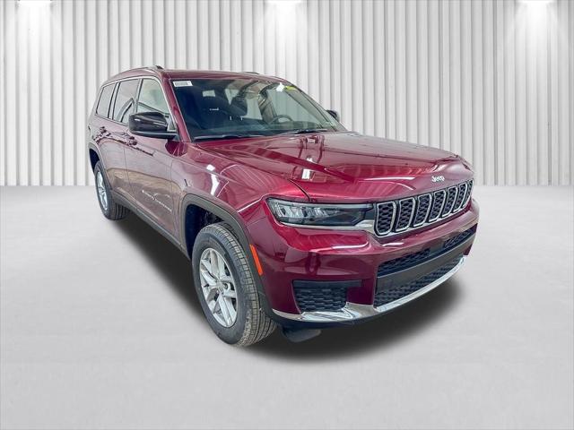 2025 Jeep Grand Cherokee GRAND CHEROKEE L LAREDO X 4X4