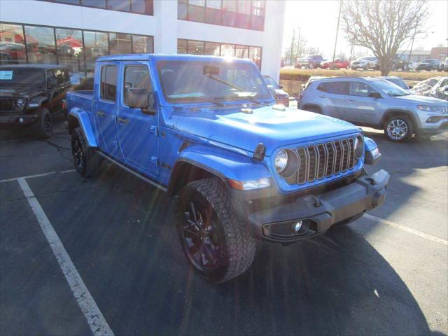 2025 Jeep Gladiator GLADIATOR NIGHTHAWK 4X4