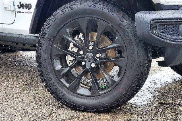 2025 Jeep Gladiator GLADIATOR NIGHTHAWK 4X4