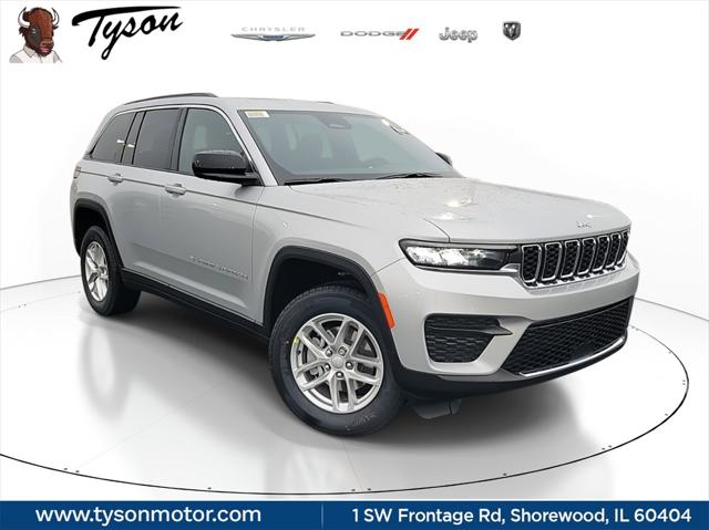2025 Jeep Grand Cherokee GRAND CHEROKEE LAREDO X 4X4
