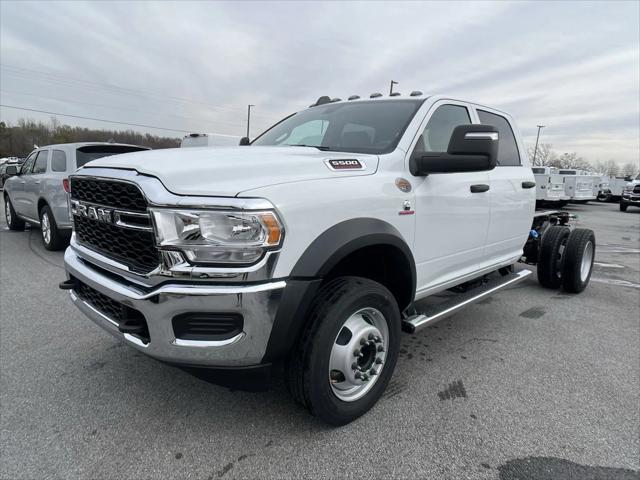 2024 RAM Ram 5500 Chassis Cab RAM 5500 TRADESMAN CHASSIS CREW CAB 4X4 84 CA