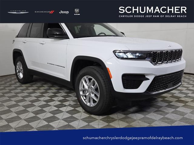 2025 Jeep Grand Cherokee GRAND CHEROKEE LAREDO X 4X2