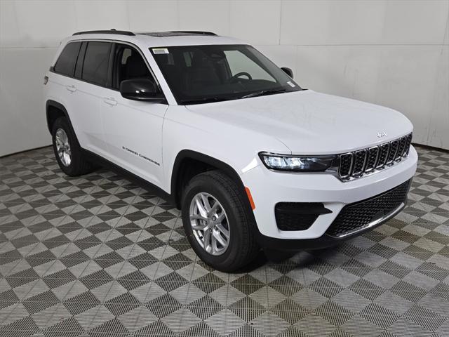 2025 Jeep Grand Cherokee GRAND CHEROKEE LAREDO X 4X2