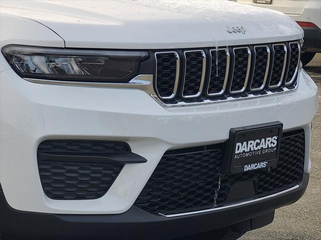 2025 Jeep Grand Cherokee GRAND CHEROKEE LAREDO X 4X4