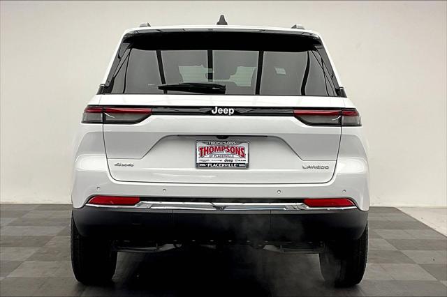 2025 Jeep Grand Cherokee GRAND CHEROKEE LAREDO 4X4