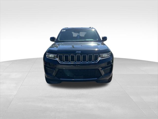 2025 Jeep Grand Cherokee GRAND CHEROKEE LAREDO X 4X2