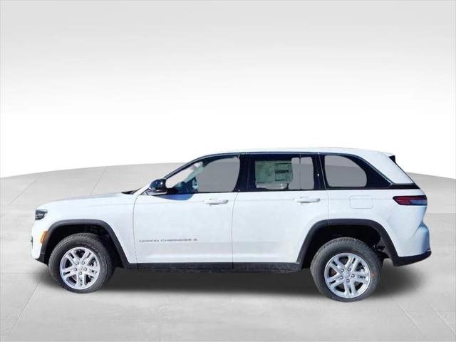 2025 Jeep Grand Cherokee GRAND CHEROKEE LAREDO 4X4 2025 Jeep Grand Cherokee GRAND CHEROKEE LAREDO 4X4