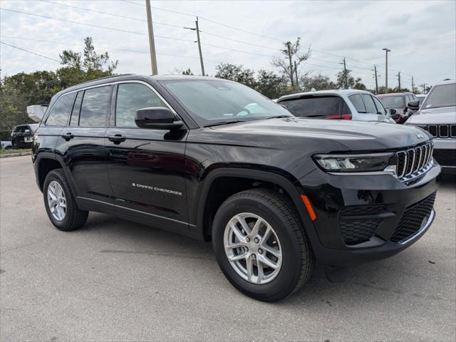 2025 Jeep Grand Cherokee GRAND CHEROKEE LAREDO X 4X2