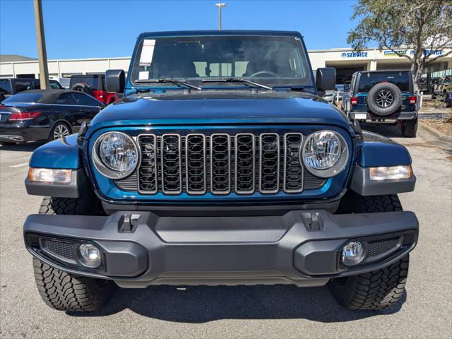 2025 Jeep Gladiator GLADIATOR NIGHTHAWK 4X4