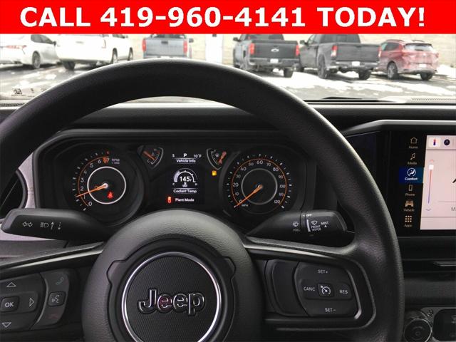 2025 Jeep Gladiator GLADIATOR NIGHTHAWK 4X4