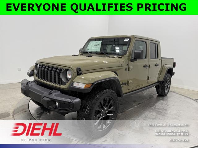 2025 Jeep Gladiator GLADIATOR NIGHTHAWK 4X4