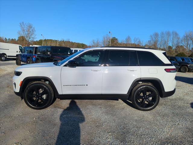 2025 Jeep Grand Cherokee GRAND CHEROKEE LIMITED 4X4