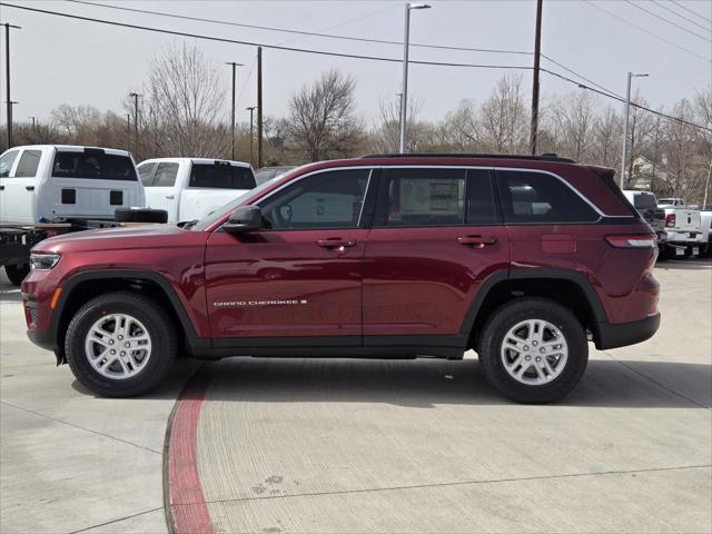 2025 Jeep Grand Cherokee GRAND CHEROKEE LAREDO 4X2