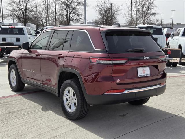 2025 Jeep Grand Cherokee GRAND CHEROKEE LAREDO 4X2