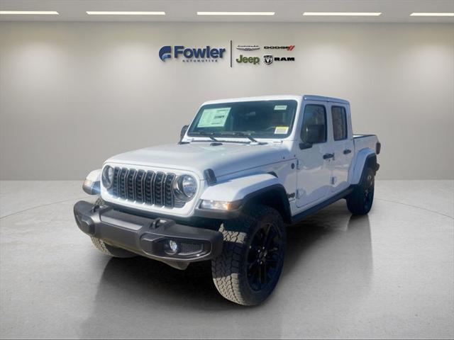2025 Jeep Gladiator GLADIATOR NIGHTHAWK 4X4