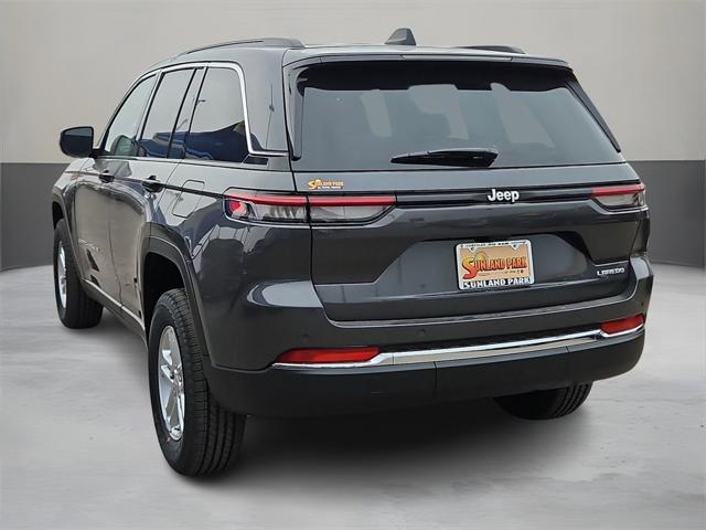2025 Jeep Grand Cherokee GRAND CHEROKEE LAREDO 4X2